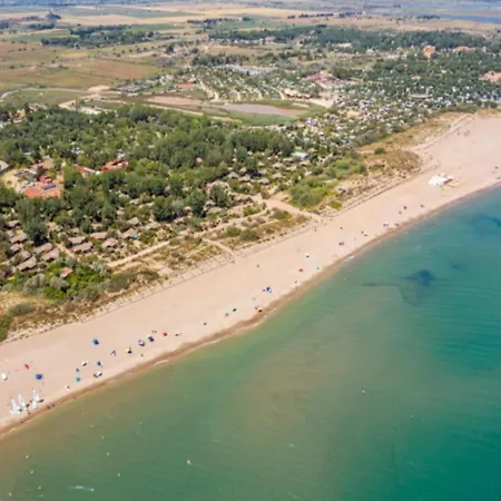 In Valras-plage Near Sandy Sérignan