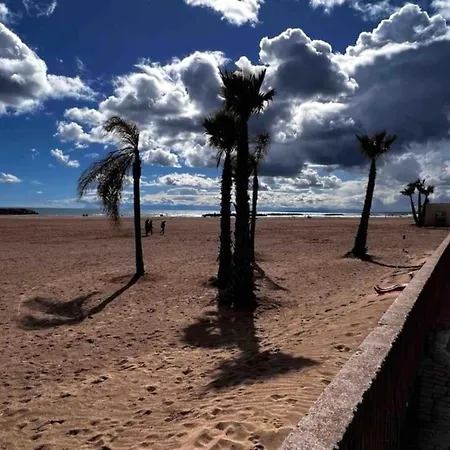 In Valras-plage Near Sandy *