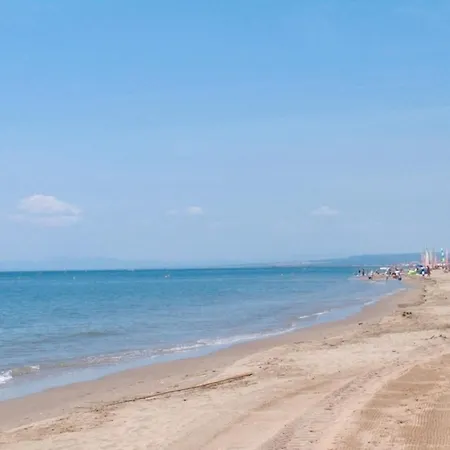 In Valras-plage Near Sandy شقة Sérignan