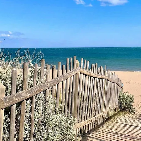In Valras-plage Near Sandy Sérignan
