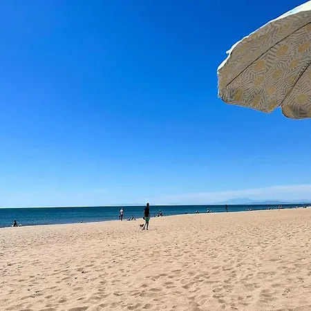 In Valras-plage Near Sandy شقة *